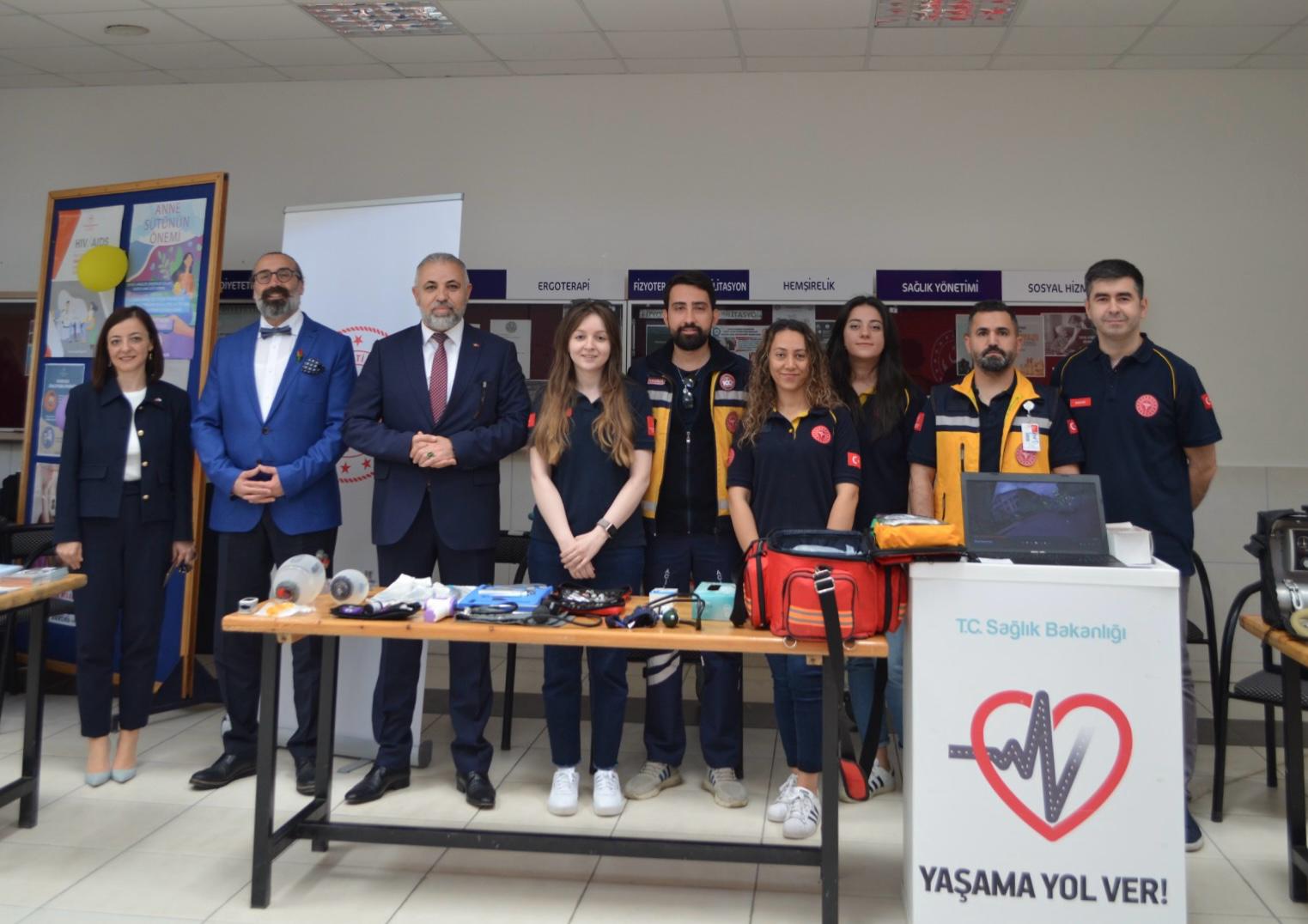 Sağlık Müdürlüğü, üniversitelileri bilgilendirdi