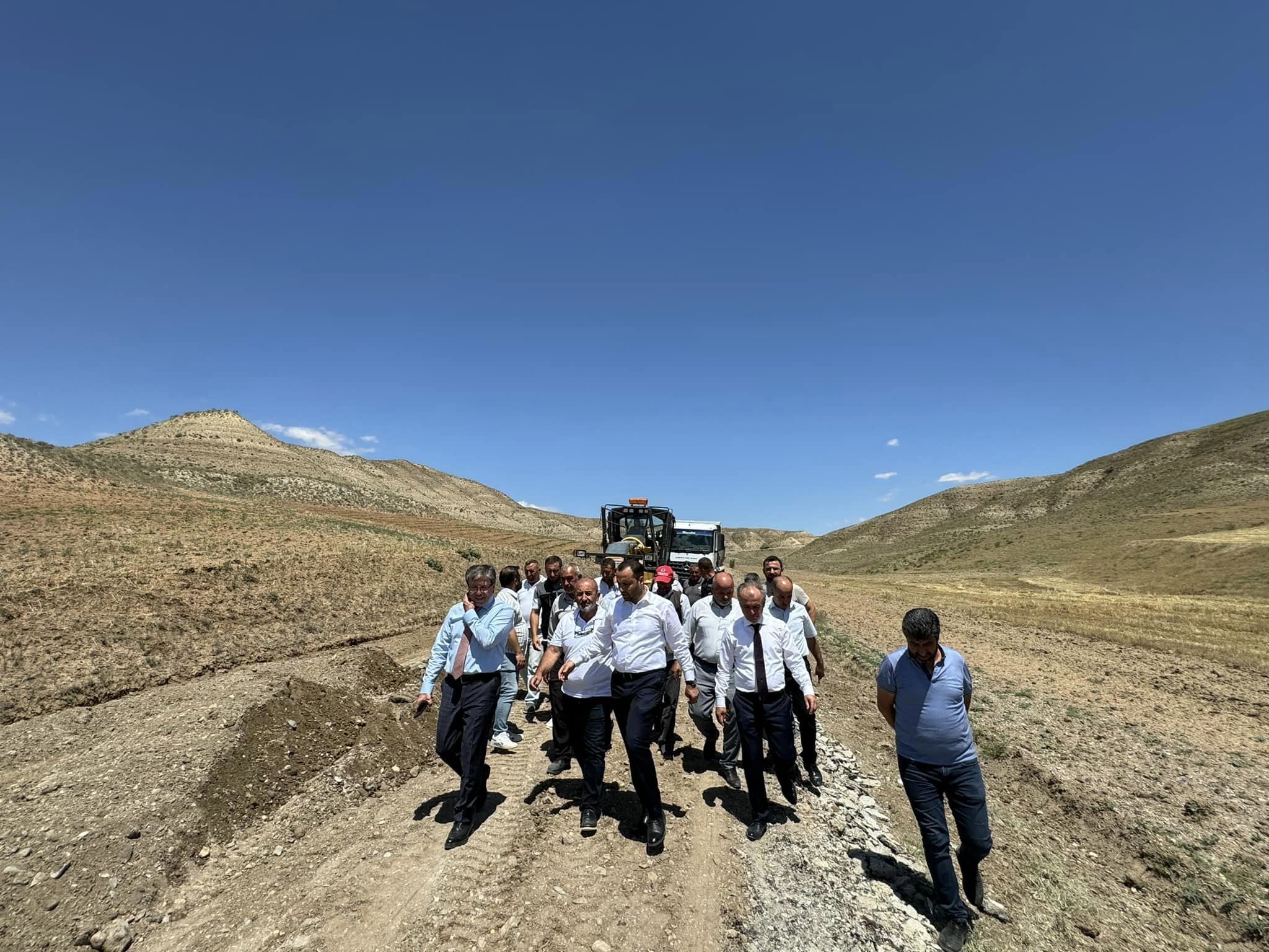 Erdoğan, yol çalışmalarını inceledi