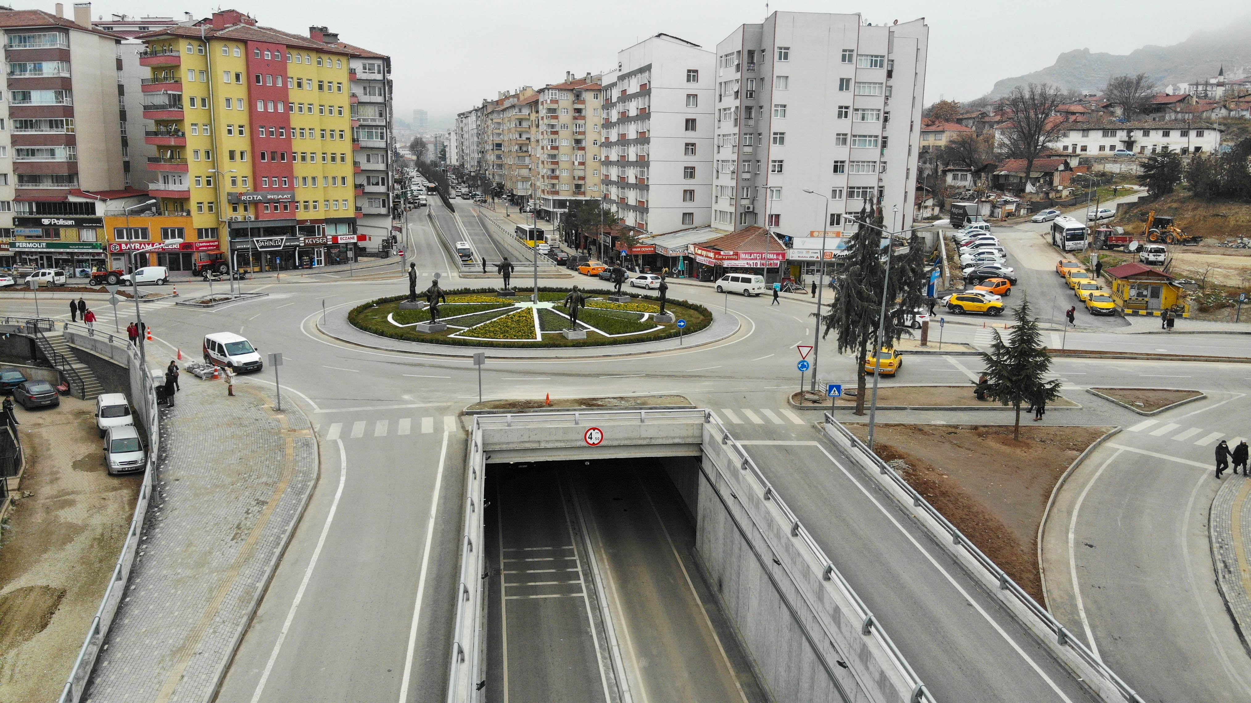 56 Milyon liraya mal olan kucaklama taşı projesi beğeni topladı