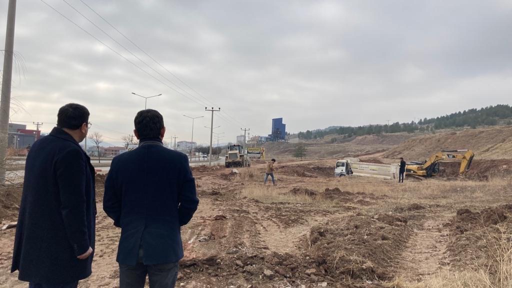 712 konutluk TOKİ için ilk kazma vuruldu