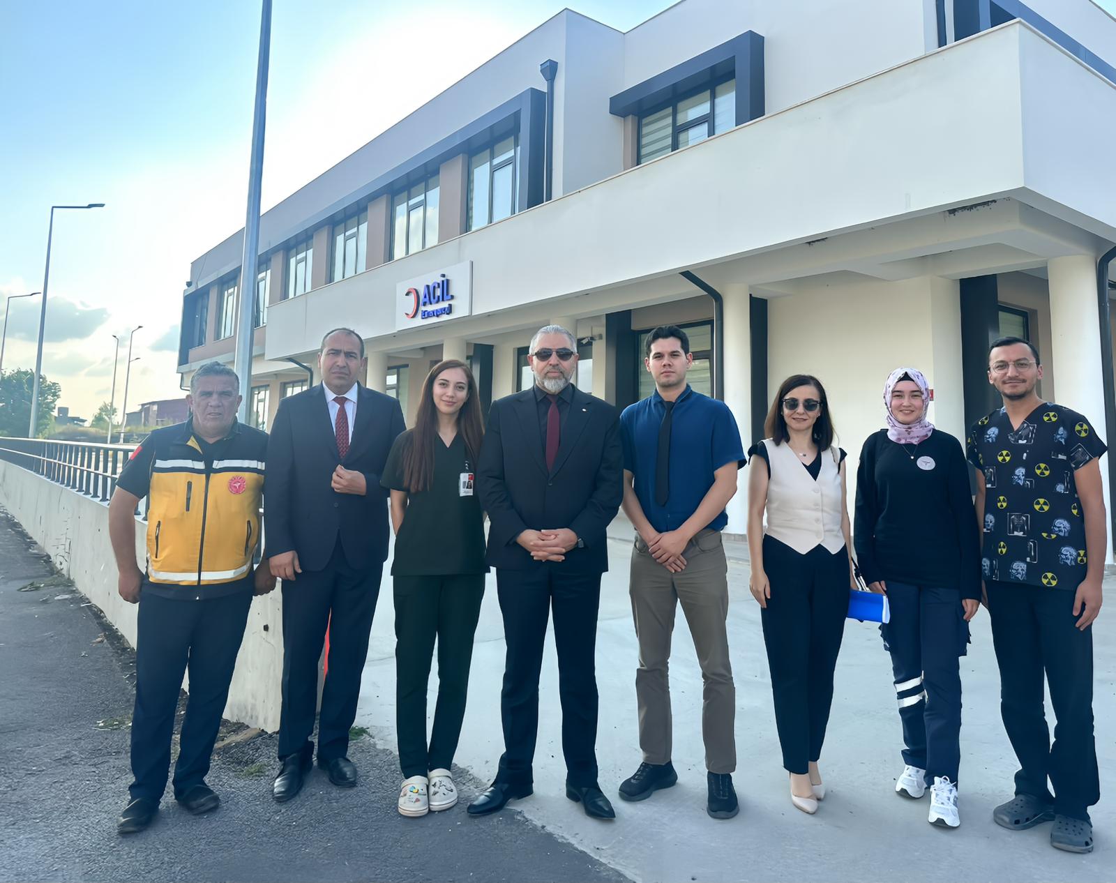 Sağlık Müdürü Sarıkaya, Atkaracalar İlçe Hastanesini ziyaret etti