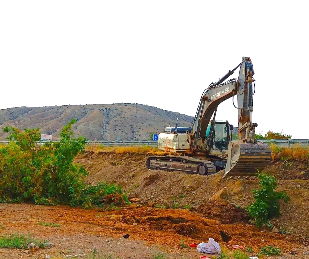 İnandık köyünün yol sorunu çözülüyor